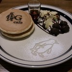 ピージーカフェ - バナナ＆チョコdeペンギンティータイム