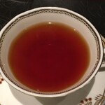 カールヴァーン ブルワリー＆レストラン  - 私は紅茶派。カップがまた素敵。ボーンチャイナよ。