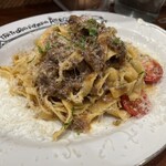 大衆イタリア食堂 アレグロ - 黒毛和牛ワイン煮込みの生パスタ