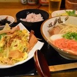 南風花 - 本日のチャンプルー＆沖縄そばセット 1000円。