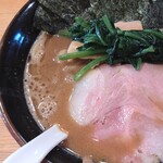 麺の極 はなみち - 醤油ら～麺（アップ）