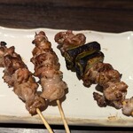 炭焼炉端しまだや - せせり、ねぎま