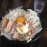 男は黙って前を行け - 汁なしラーメン３００