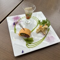 カフェ＆レストラン ヴァン - 前菜3種盛り、メニュンと、ちと違う様な・・・
