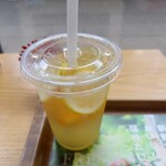 フレッシュネスバーガー - マンゴーシークヮーサーレモネード