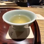 室町 和久傳 - 紫蘇の葉のお茶