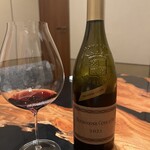 TATSUMI - ペアリング4杯目。シャルロパン。ブルゴーニュ・コート・ドールというブレンドに格下げしたけど、実はすごい名門のワインだそう。・プルミエール・キュヴェ