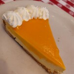 Troubadour - マンゴークリームチーズパイ