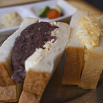 呑める喫茶店イイジカン - 2種ミックス(玉子、あんバタ)＠税込980円