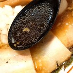 麺屋 真心 - 甘めの醤油スープ