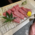 牛刺しと焼肉 仔虎 - 