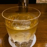 カーヴ - シングルモルト（Gモーランジー）をロックで♬