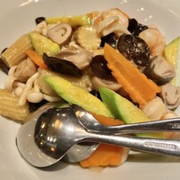 廣東料理 民生 ヒルトンプラザウエスト店 - 