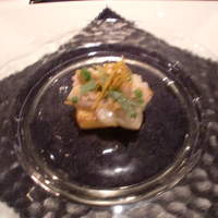 SALONE 2007 - 二皿目　鱸（すずき）のブレザオラとポレンタ　コーンのほのかな甘みと鱸の味が絶妙にマッチング