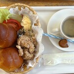 館山中村屋 - チキンバスケットとホットコーヒー