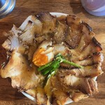 焼豚ラーメン 三條 葛飾店 - 焼豚ラーメン肉盛