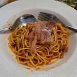 キッチン ブルー グローブ - 生ハムを戻し、広げます