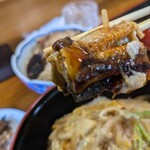 さきた - 鰻さんこんにちは❗このサイズが4枚　鰻1/3身入ってました。