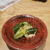 鰻う おか冨士 - 胡瓜とキャベツの浅漬け ～ お通し