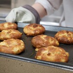 Haruka Murooka - 熟成キタアカリの焼き立てフォカッチャ