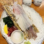 魚屋三代目 鯔背 - イカの活き造り