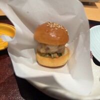 鳥匠 いし井 - 鶏ミンチのバーガー