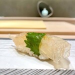 大宮 鮨 貴山 - ヒラメ