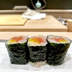 大宮 鮨 貴山 - とろたく巻