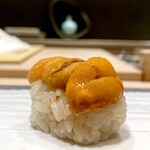 大宮 鮨 貴山 - ウニ