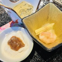 横浜 夜景 鉄板焼＆ステーキ 祥鳳 - ふぐ皮の煮こごり・汲み上げ湯葉 まぐろの酒盗のせ・冬瓜ヤングコーン海老の炊き合わせ