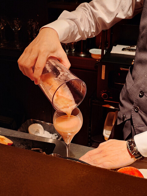 クワイエット・ティーサロン・バイ・ビターズエンドクラブ