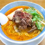 永明中華そば店 - ほんいつ〜スパイス香る鶏レバ担担麺