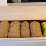 鮨 三心 - お土産①南関揚げの稲荷寿司【5個】②薄焼き玉子巻き【1個】③ガリ
      