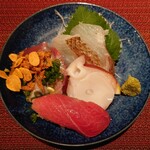 川反 日なた - お造り　中トロは握りに