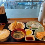 市場食堂 よし - 