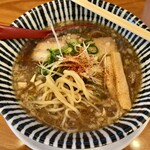 らー麺 村咲 - 石山/ラーメン | 食べログ