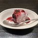 寺子屋 すし匠 - ブルーベリーヨーグルトアイス