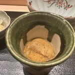 寺子屋 すし匠 - 紫雲丹と蒸し鮑の茶碗蒸し