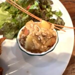 ボンソワショクドウ - カレー肉じゃが