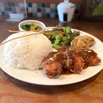 ボンソワショクドウ - バランス良いランチ