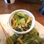 ボンソワショクドウ - チンゲン菜の中華風卵炒め