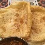 インド料理 パリワル - 小麦粉生地を油で揚げる…そりゃー中毒性がありますよねー