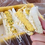 TAMAGONALD'S - 厚焼きたまごをフライしたやつにタルタルソースとマスタード