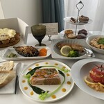 ブランジュリー パリの空の下 - オーボンヴュータンのフレンチデリをテイクアウトしたおうちご飯のとき、パリ空のバゲットも一緒にいただきました。