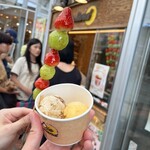 Pie stand BY FREAK'S STORE Karuizawa Purinsushoppingupurazaten