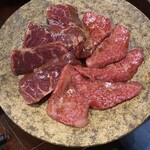 肉問屋直送 焼肉処蔵元 - 