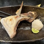 炉端酒場 だぃつ - ブリのカマ焼き