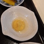 中華料理 檸檬 - カラシに酢を入れ酢カラシを