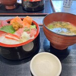 まぐろ亭 - 北海海鮮丼　