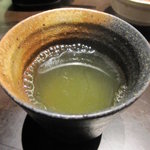 Sakura - 食後に緑茶、セルフです